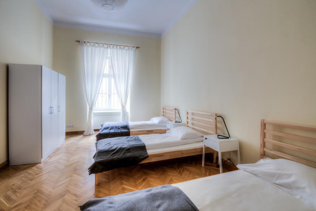 Michalowskiego 11 Краків Екстер'єр фото